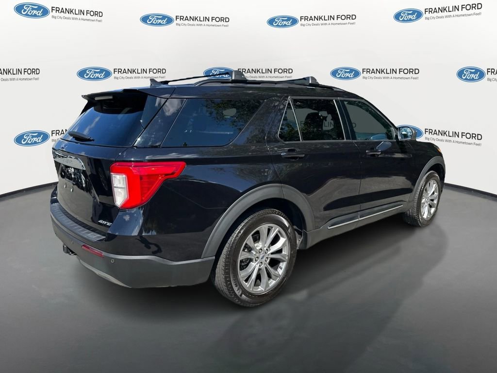 Certified 2022 Ford Explorer XLT w/ Equipment Group 202A image 5