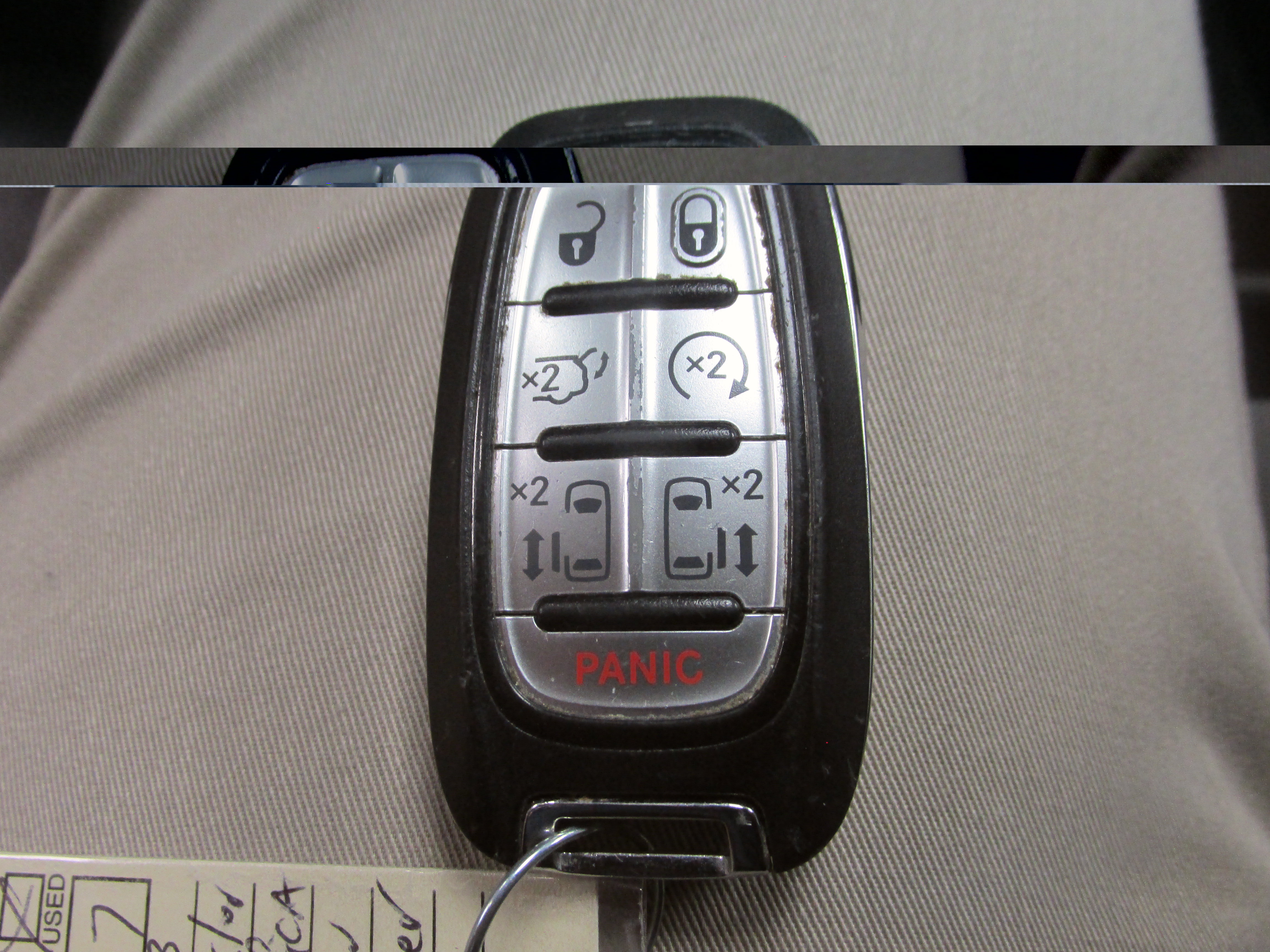 Used 2023 Chrysler Pacifica Touring-L FWD image 38