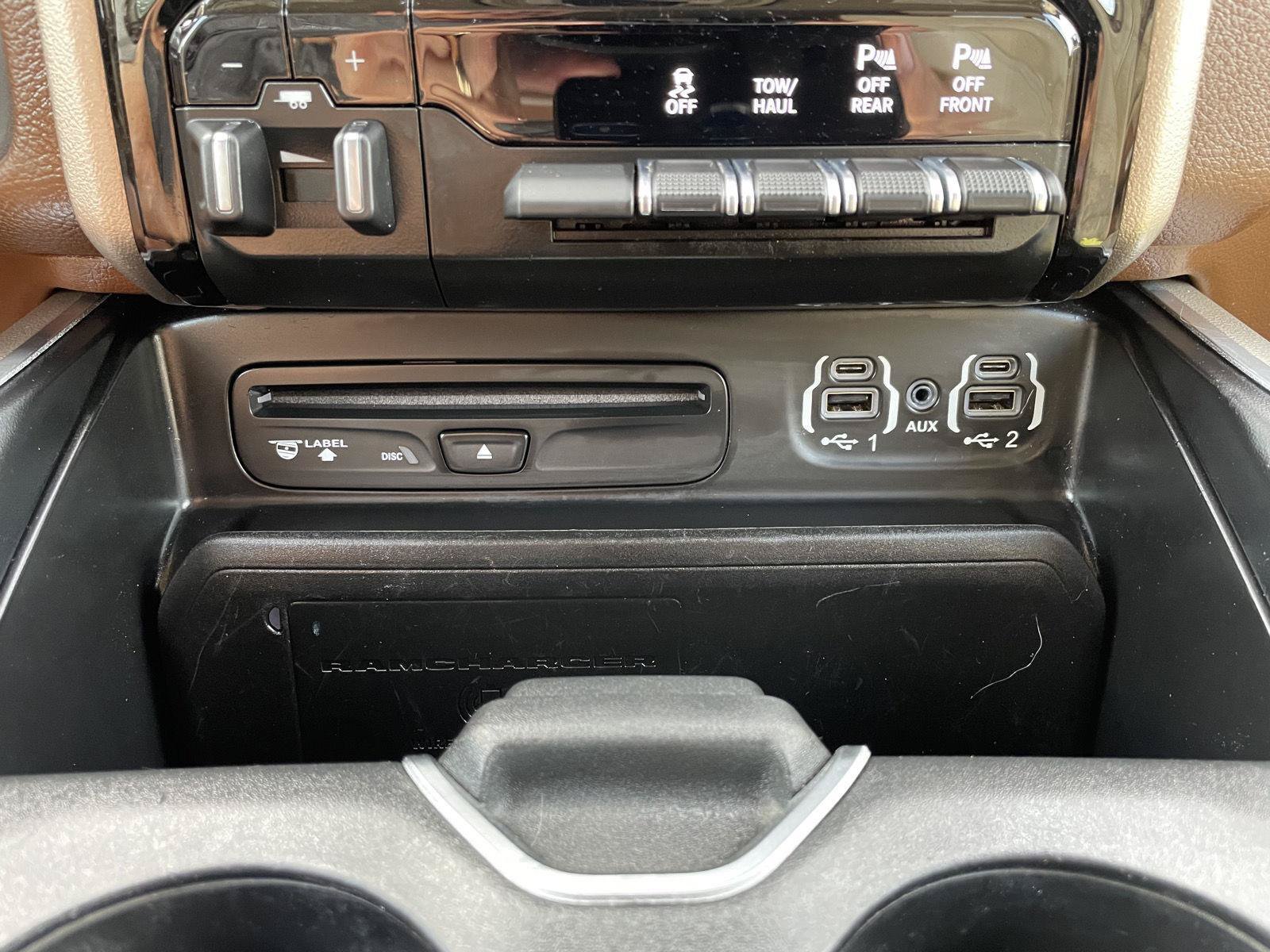 Used 2019 RAM 1500 Laramie AWD/4WD image 26
