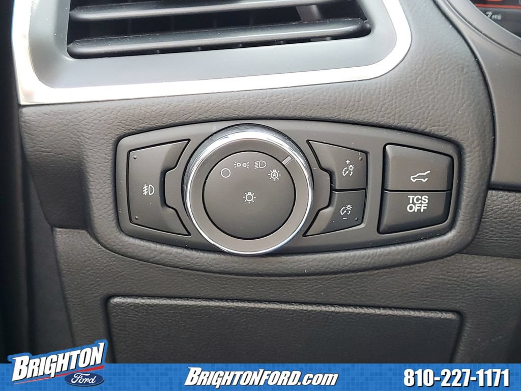 Certified 2024 Ford Edge Titanium AWD/4WD image 19