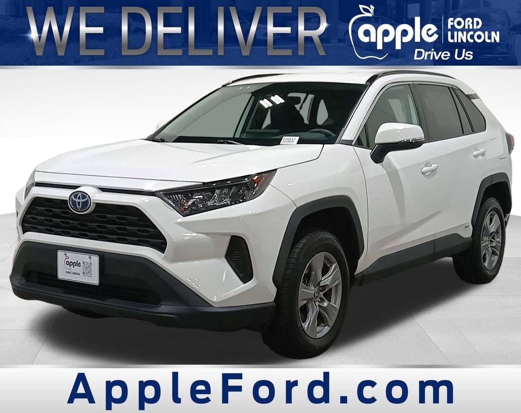 Used 2022 Toyota RAV4 LE AWD/4WD image 8