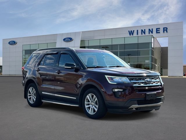 Certified 2018 Ford Explorer XLT w/ Equipment Group 201A AWD/4WD image 5