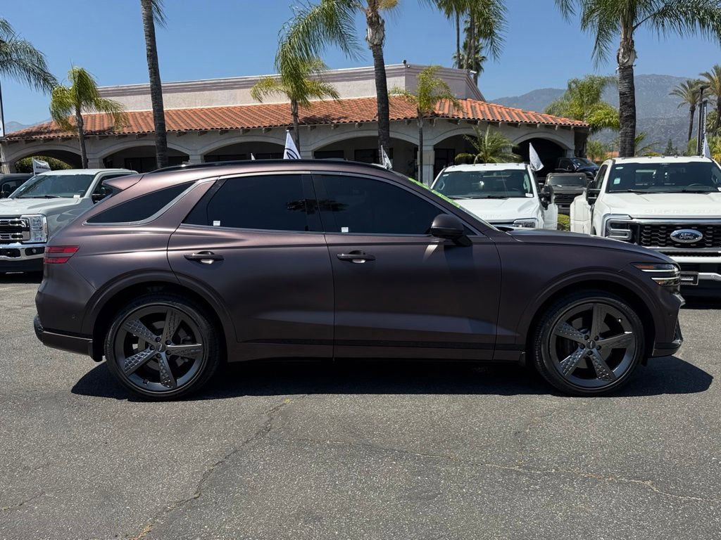 Used 2022 Genesis GV70 3.5T Sport w/ Sport Prestige Package AWD/4WD image 11