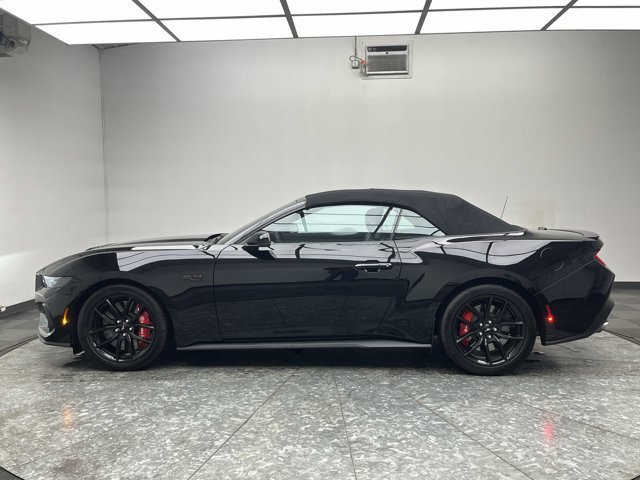 Certified 2025 Ford Mustang GT Premium RWD image 2