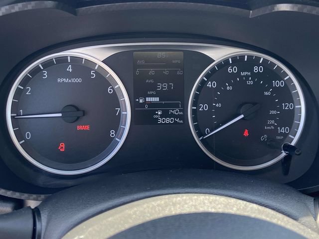 Used 2024 Nissan Versa S w/ Electronics Package FWD image 23
