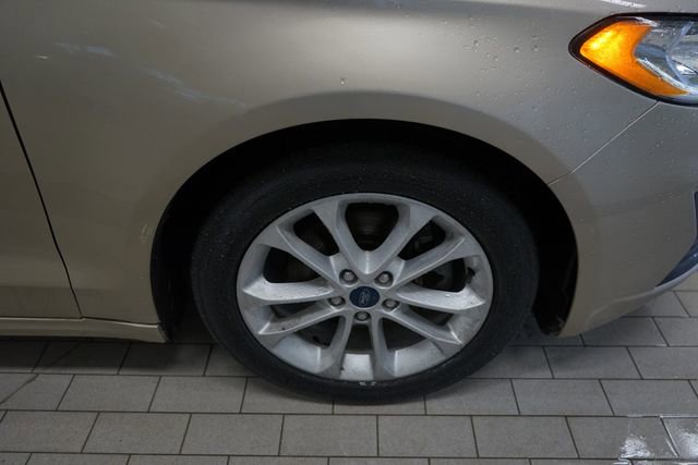 Certified 2019 Ford Fusion SE image 16