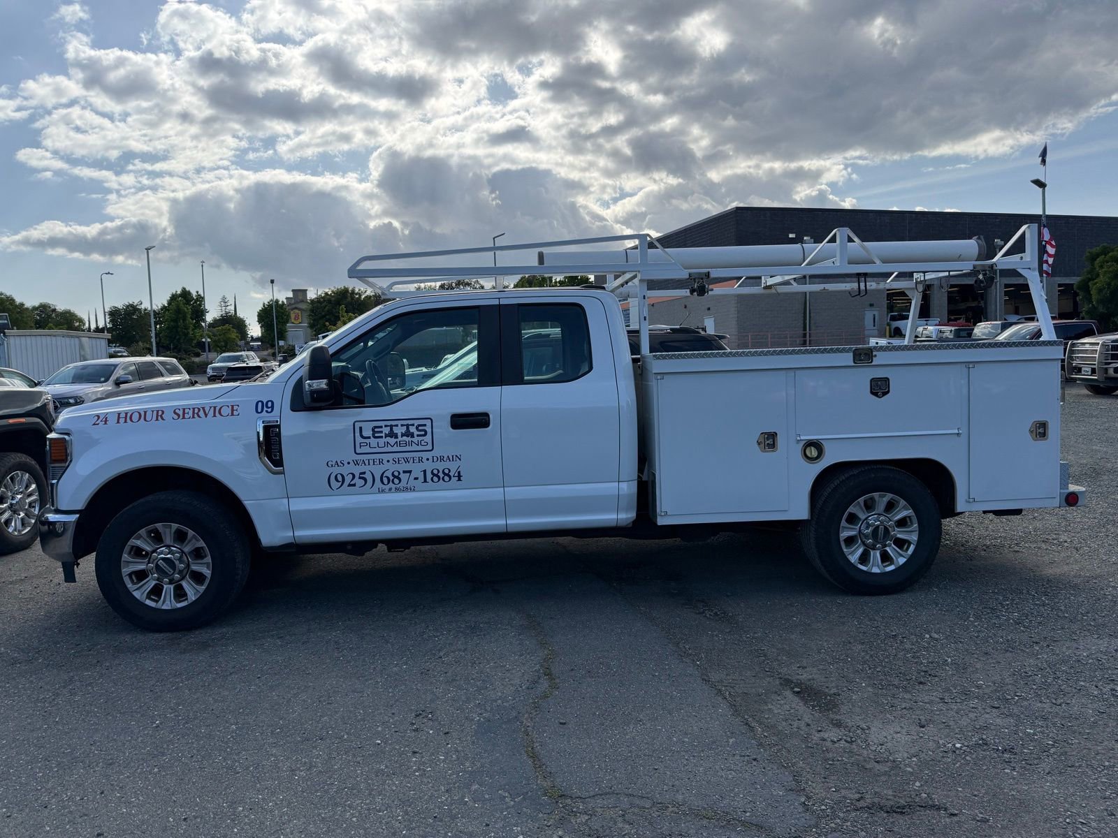 Certified 2022 Ford F250 XL w/ STX Appearance Package RWD image 2