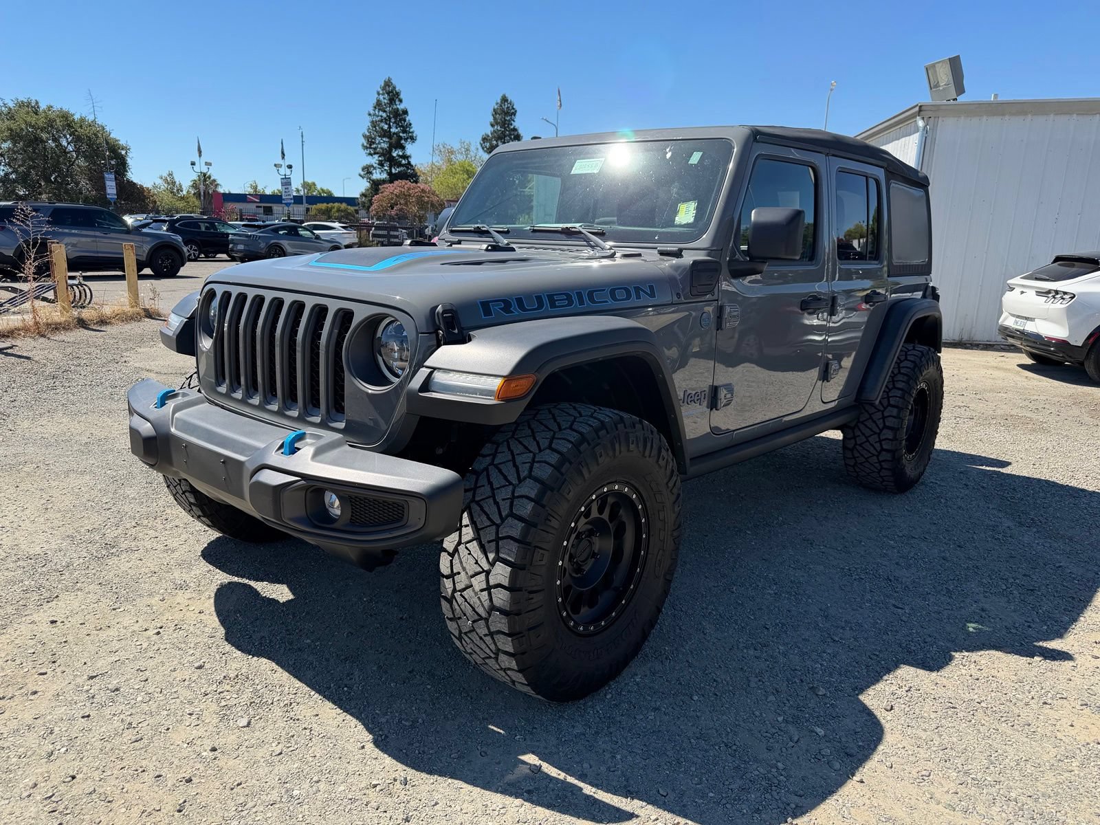 Used 2023 Jeep Wrangler Unlimited Rubicon 4xe AWD/4WD image 1