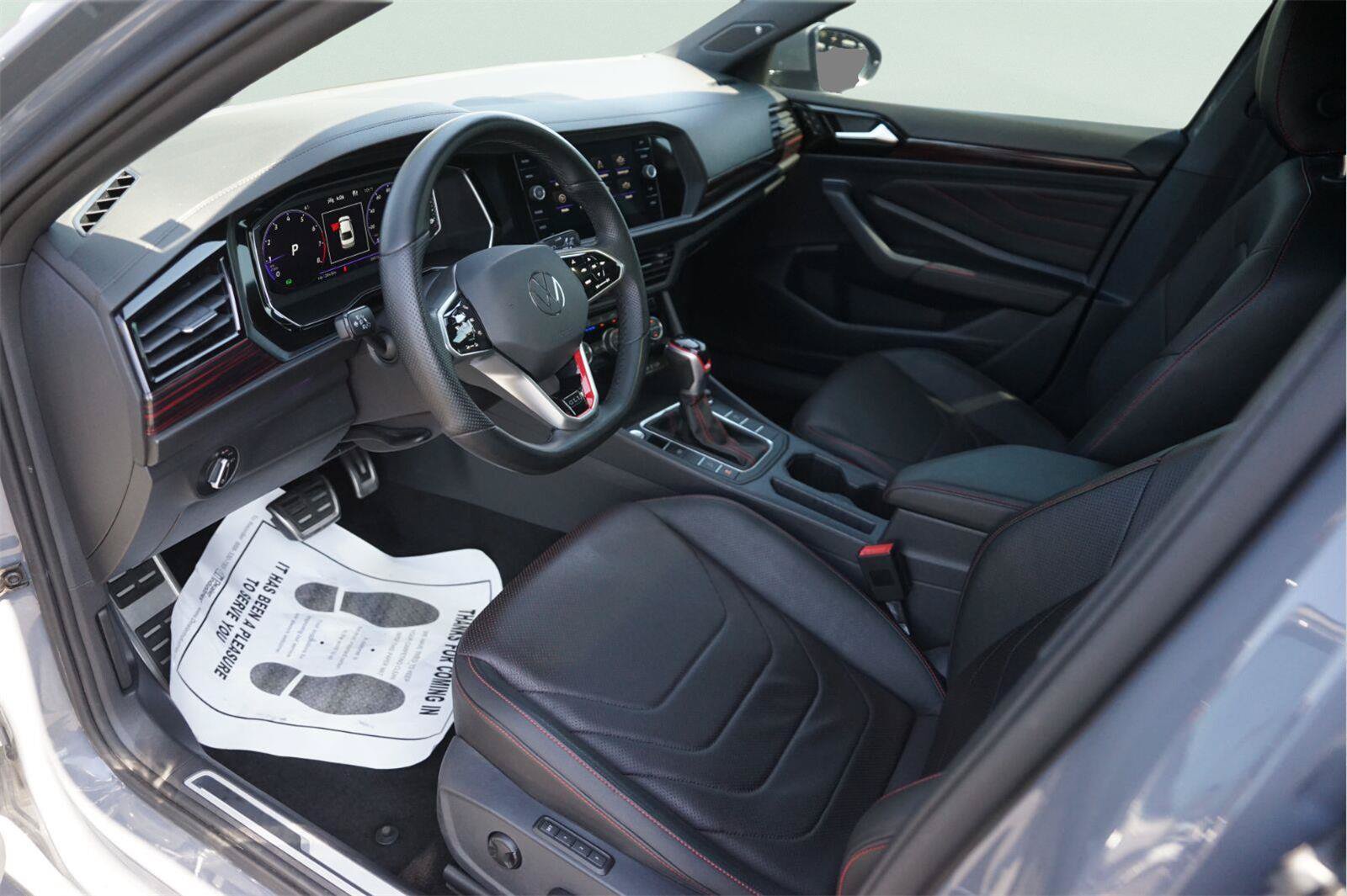 Used 2023 Volkswagen Jetta GLI Autobahn FWD image 8