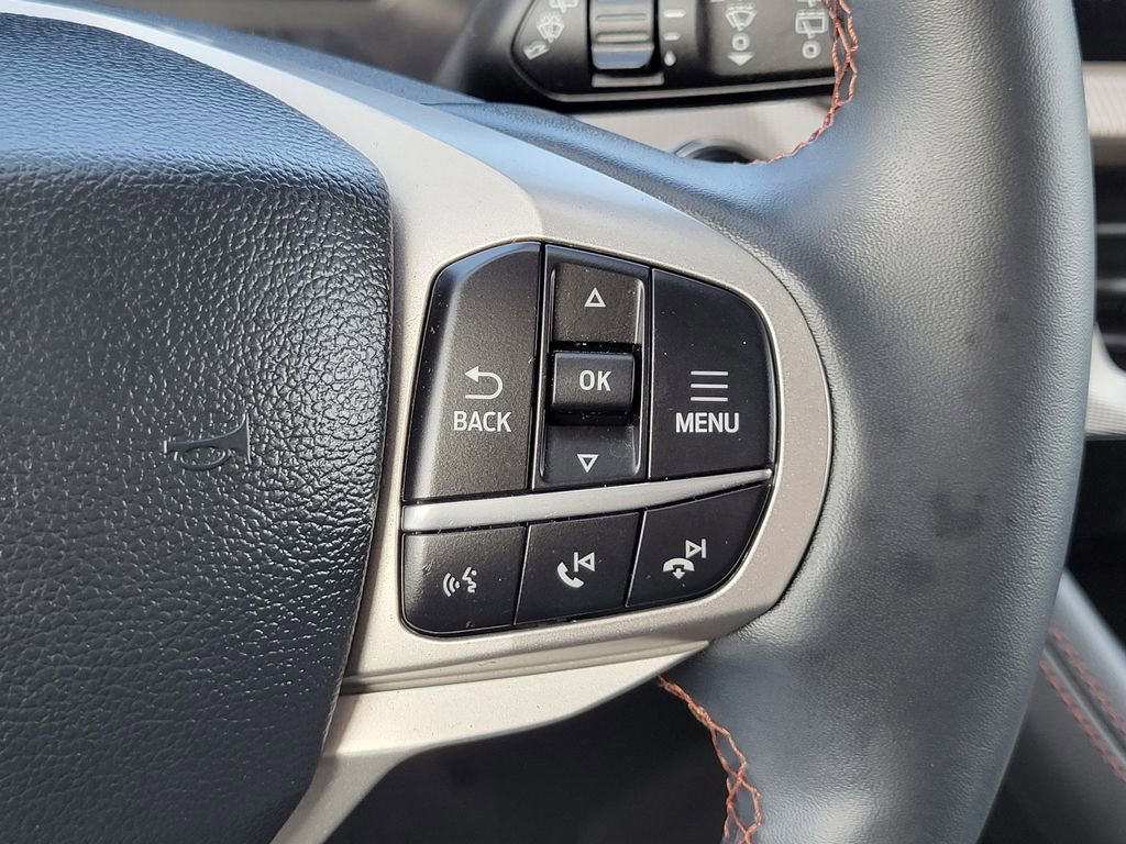 Certified 2025 Ford Explorer Active image 31