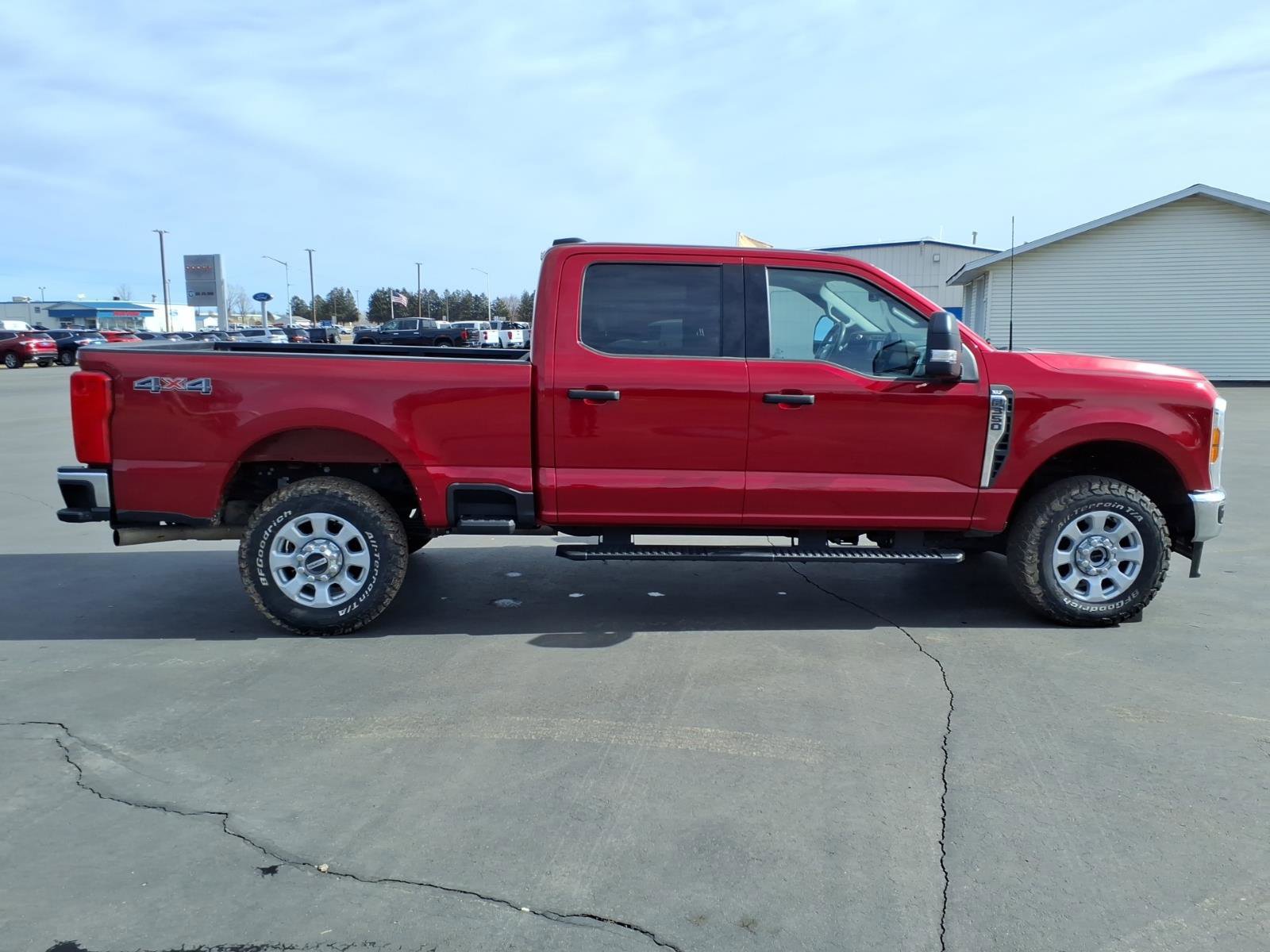 Certified 2023 Ford F350 XLT image 7