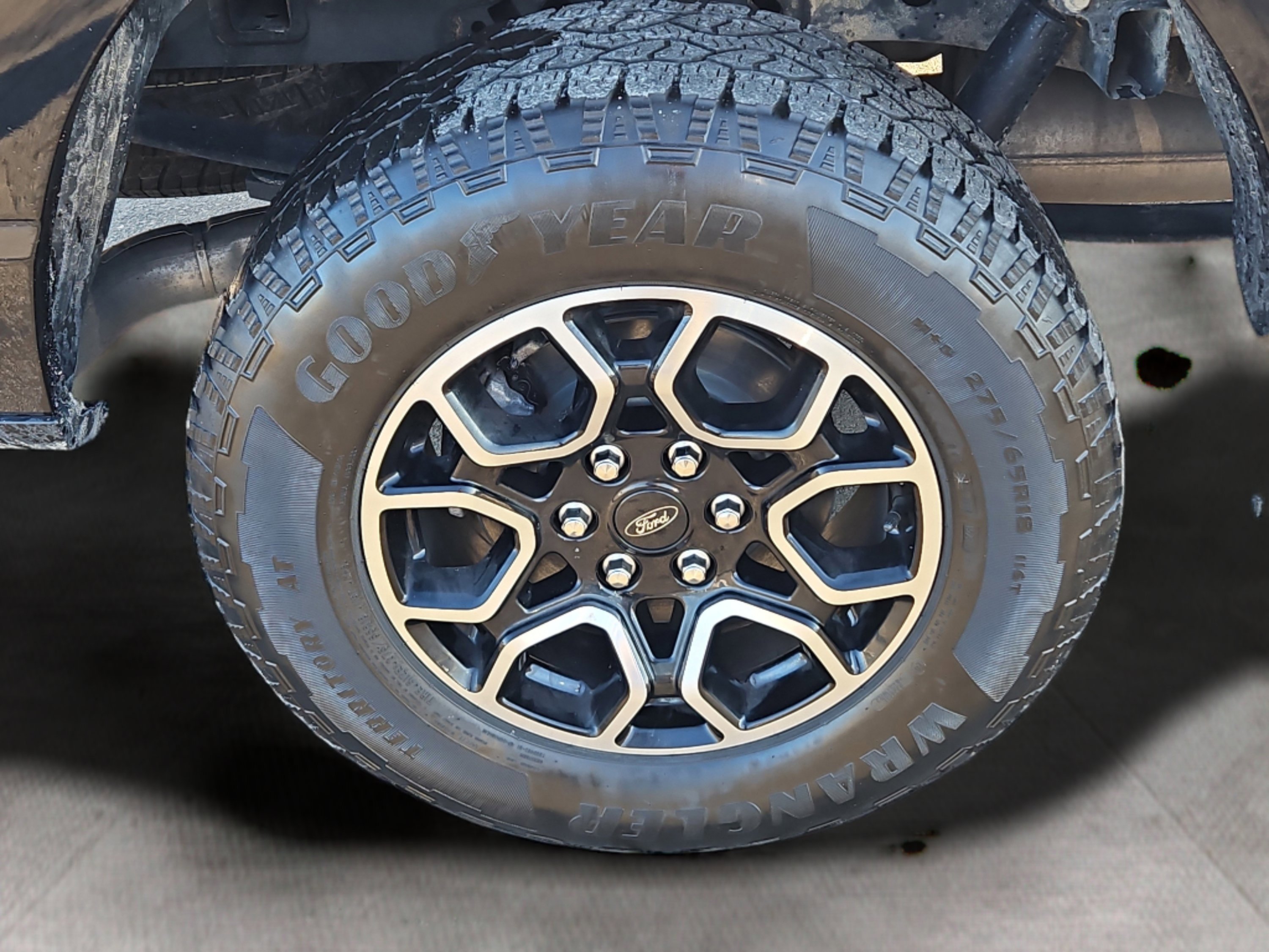 Certified 2023 Ford F150 XLT w/ Equipment Group 302A High image 33