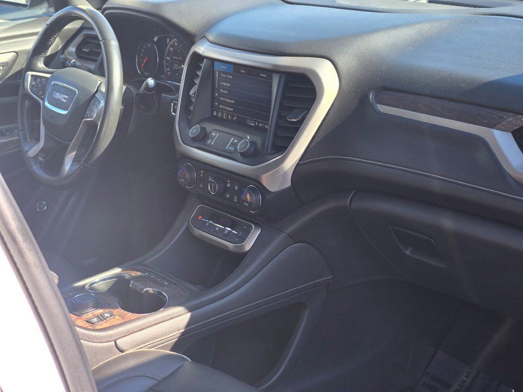 Used 2021 GMC Acadia Denali w/ Denali Ultimate Package image 11