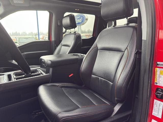 Certified 2025 Ford F350 Lariat w/ Black Appearance Package image 16