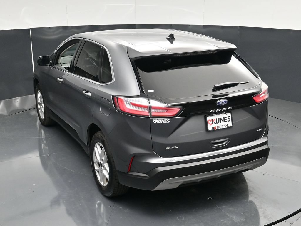 Certified 2024 Ford Edge SEL AWD/4WD image 48