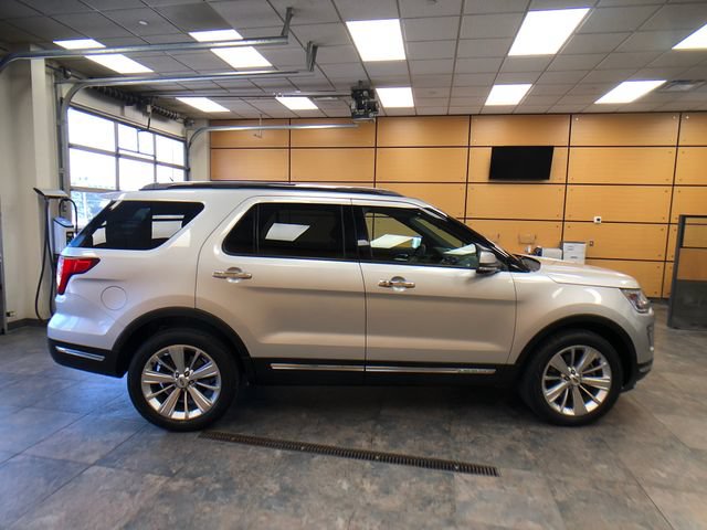 Certified 2019 Ford Explorer Limited w/ Class III Trailer Tow Package AWD/4WD image 8