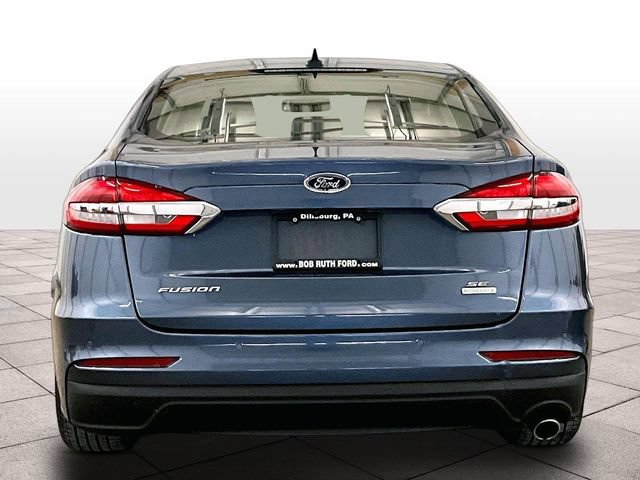 Certified 2019 Ford Fusion SE FWD image 4