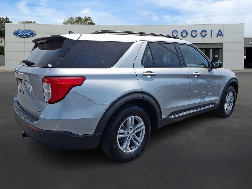 Certified 2021 Ford Explorer XLT AWD/4WD image 4