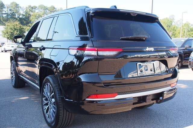 Used 2026 Jeep Grand Cherokee Summit AWD/4WD image 5