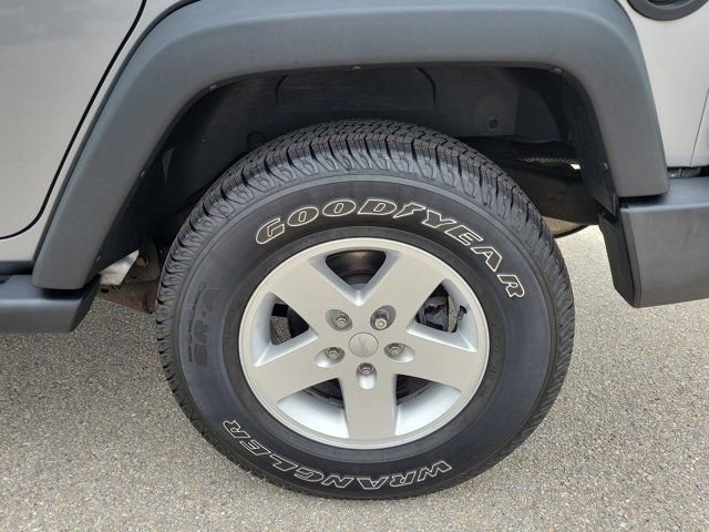 Used 2017 Jeep Wrangler Unlimited Sport w/ Quick Order Package 24S image 11