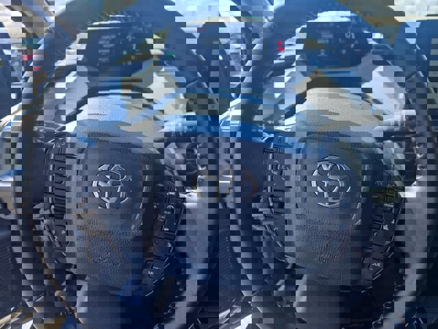 Used 2024 Toyota Prius LE AWD/4WD image 12