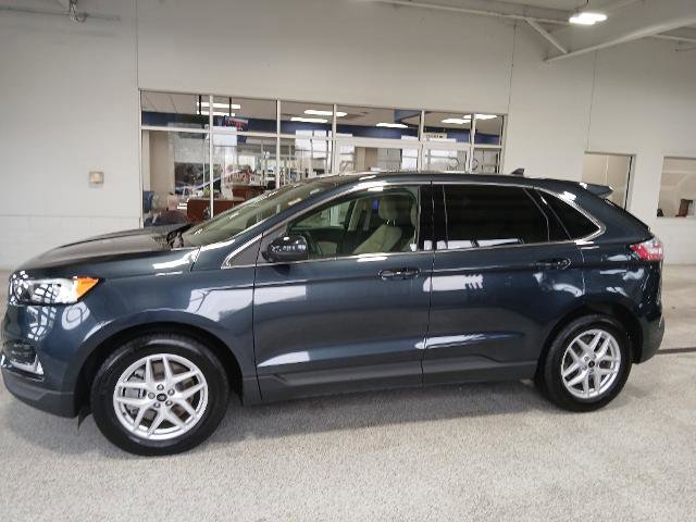 Certified 2024 Ford Edge SEL w/ Convenience Package image 2
