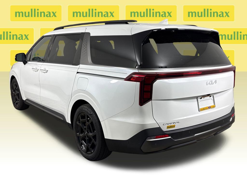 Used 2025 Kia Carnival SX FWD image 9
