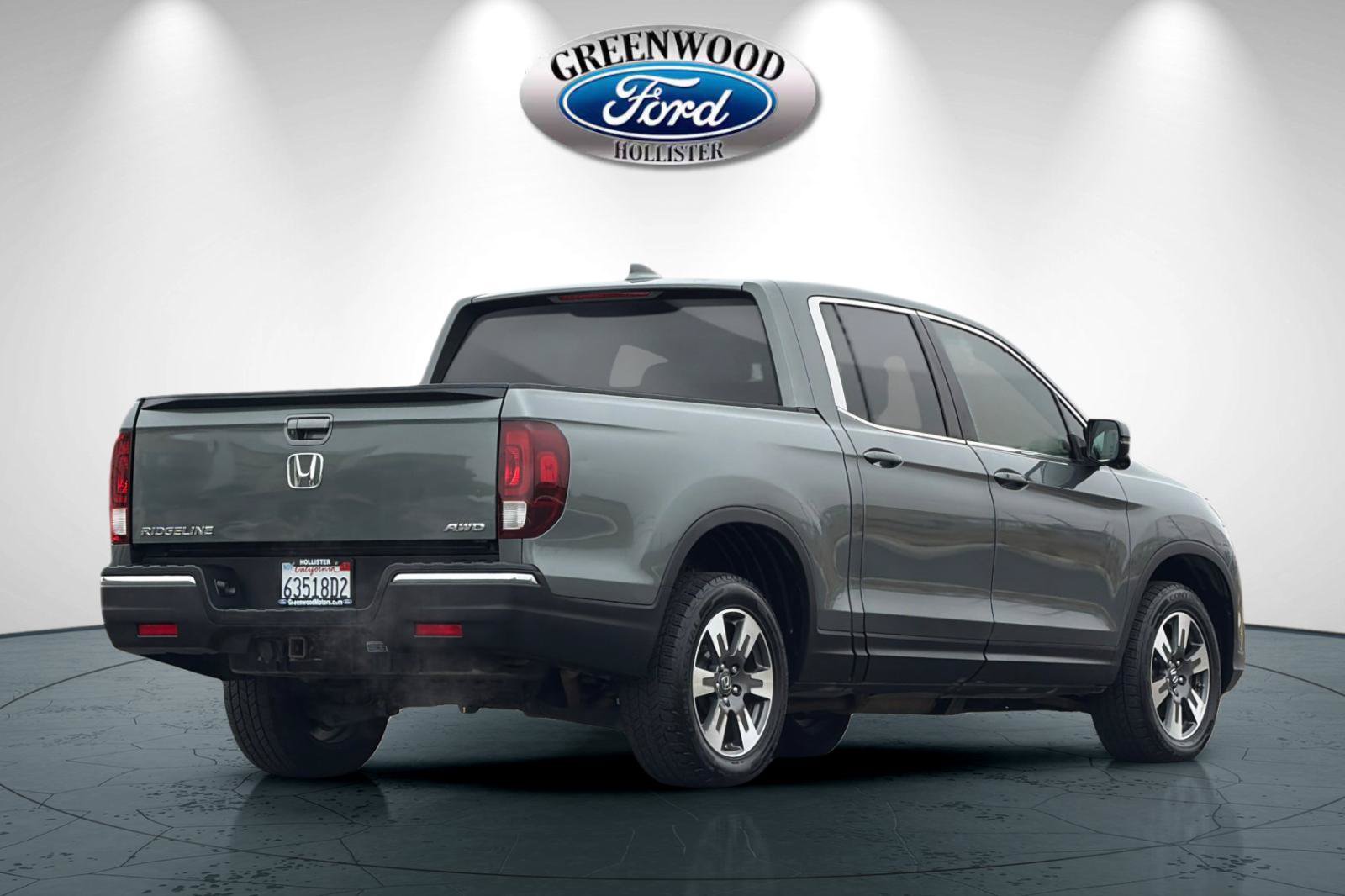 Used 2017 Honda Ridgeline RTL-T image 4