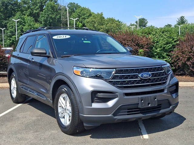 Certified 2021 Ford Explorer XLT AWD/4WD image 2