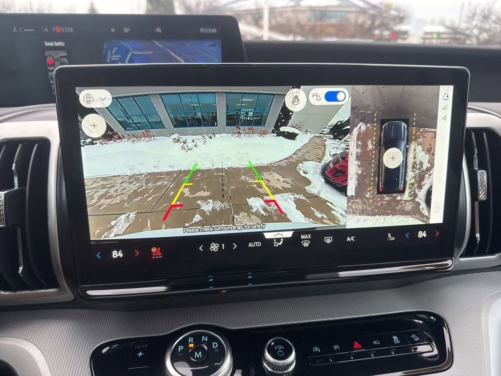 Certified 2025 Ford Expedition Active image 25