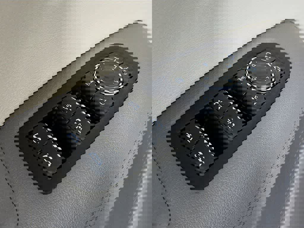 Used 2022 Cadillac XT5 Premium Luxury image 29