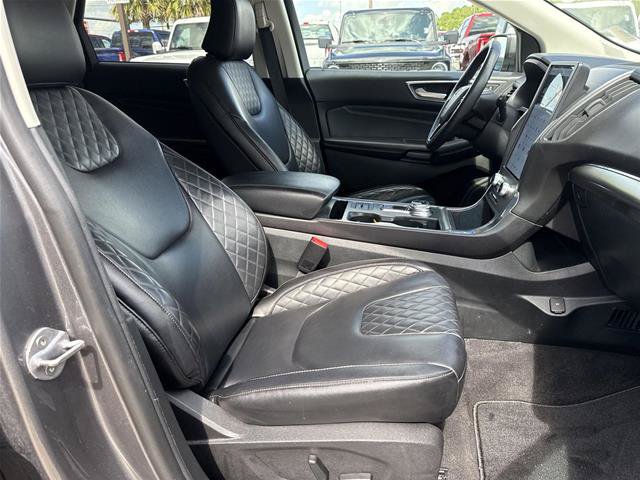 Certified 2024 Ford Edge Titanium AWD/4WD image 18