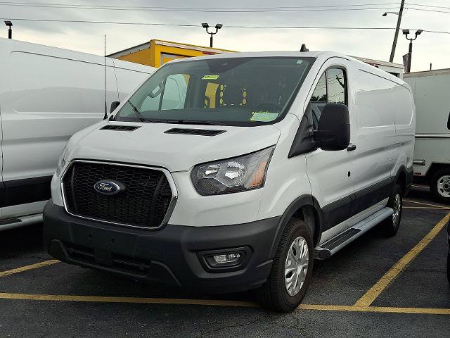 Certified 2025 Ford Transit 250 Low Roof w/ Exterior Upgrade Package RWD image 3
