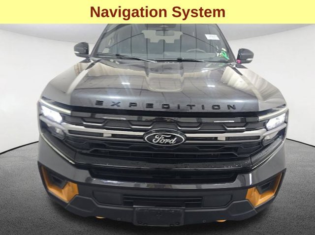 Certified 2025 Ford Expedition Tremor AWD/4WD image 4