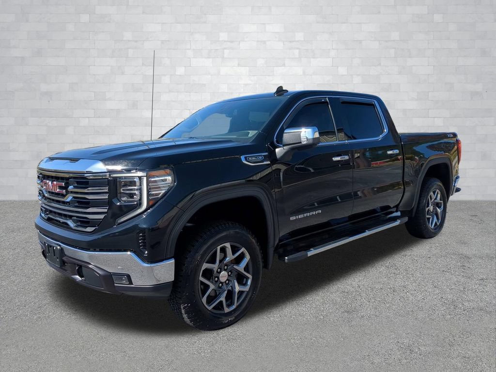 Used 2022 GMC Sierra 1500 SLT w/ SLT Convenience Package AWD/4WD image 10