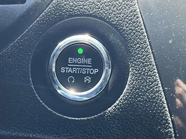 Certified 2019 Ford Explorer XLT w/ Equipment Group 202A image 21