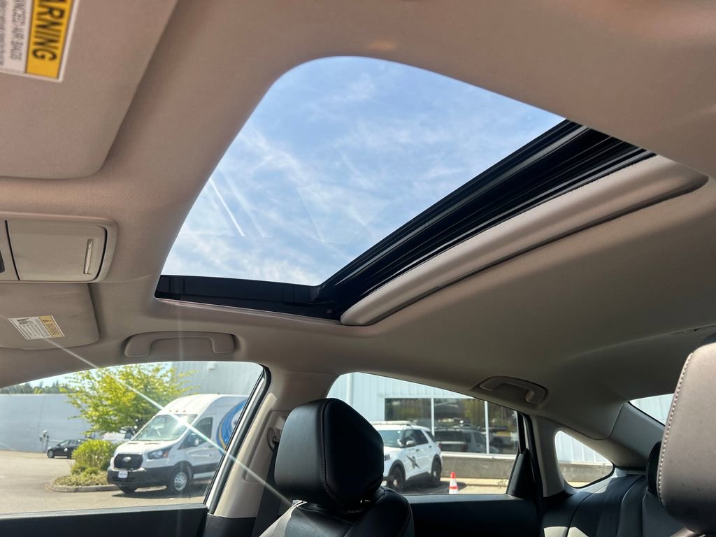 Used 2023 Honda Accord Touring image 30