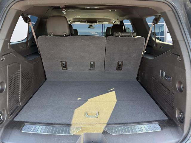 Used 2024 GMC Yukon XL Denali AWD/4WD image 15