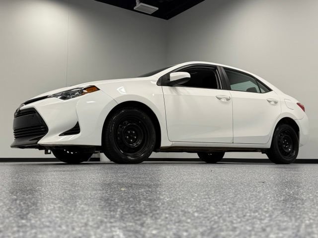 Used 2019 Toyota Corolla LE FWD image 5
