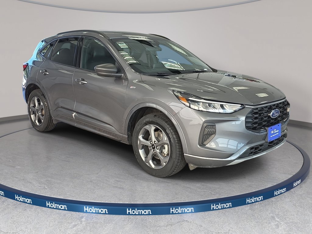 Certified 2024 Ford Escape ST-Line AWD/4WD image 3