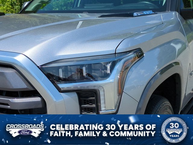 Used 2024 Toyota Tundra Limited AWD/4WD image 10