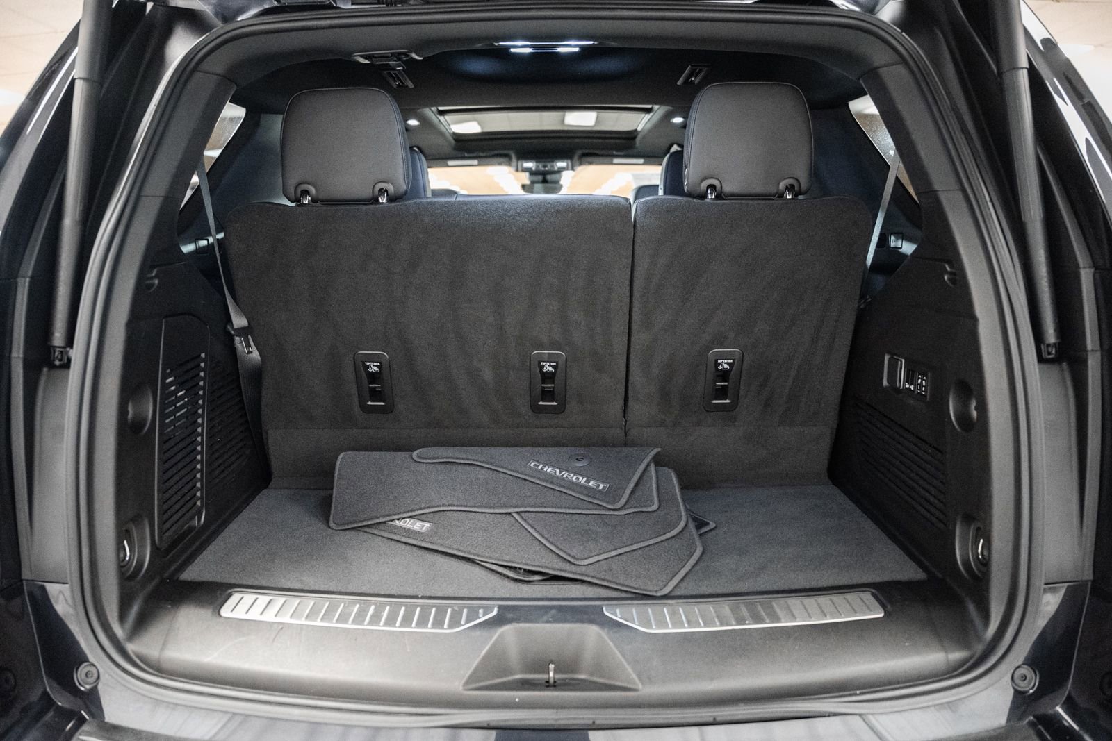 Used 2023 Chevrolet Tahoe High Country image 21