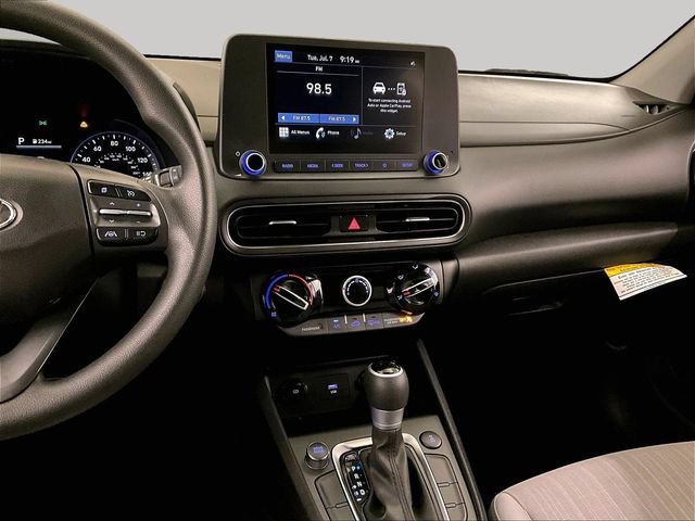 Used 2023 Hyundai Kona SEL AWD/4WD image 6