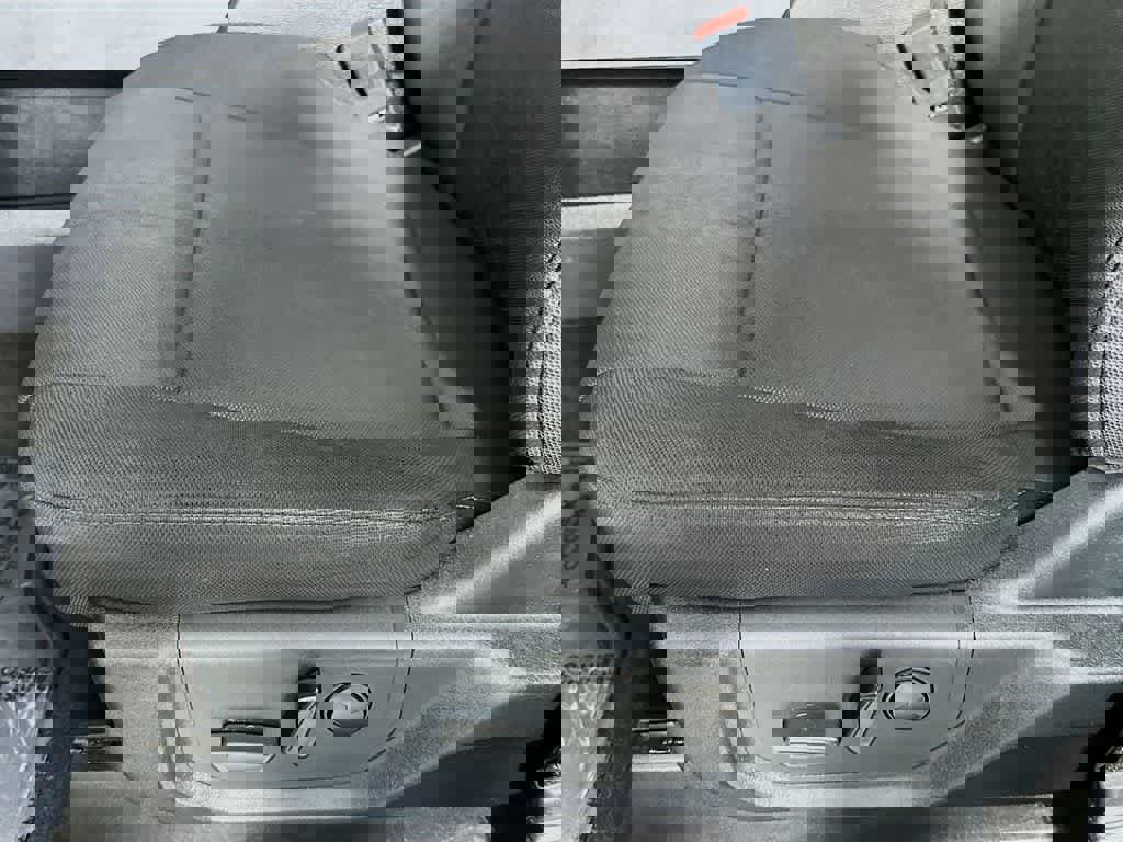 Certified 2020 Ford F150 XLT w/ Equipment Group 302A Luxury image 31