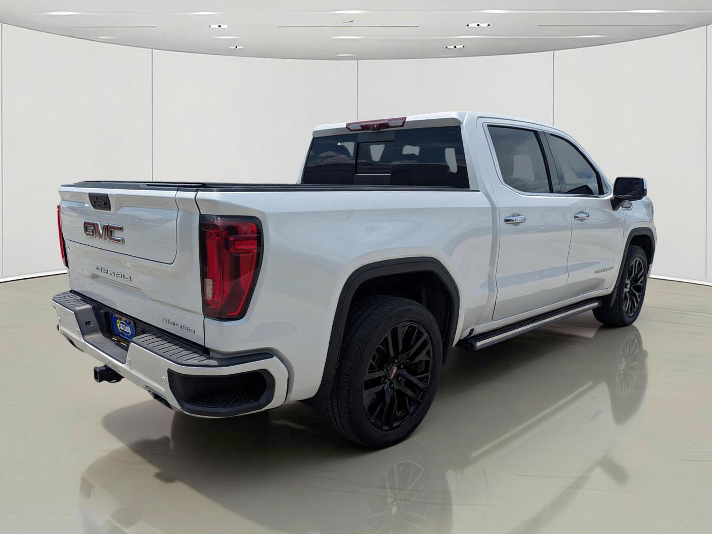 Used 2022 GMC Sierra 1500 Denali w/ Denali Reserve Package AWD/4WD image 6