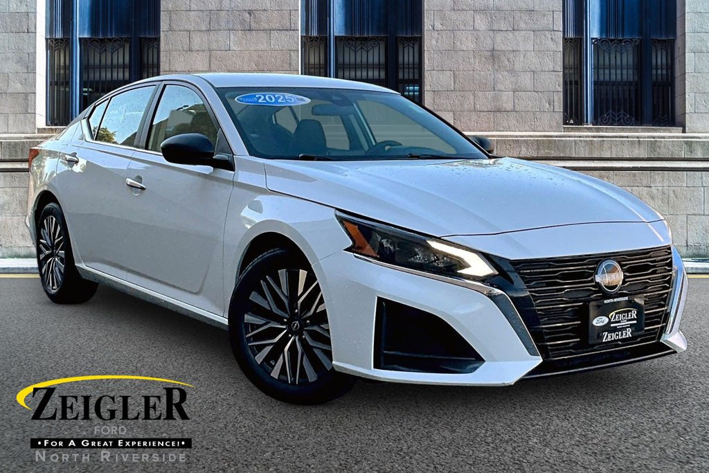 Used 2025 Nissan Altima 2.5 SV