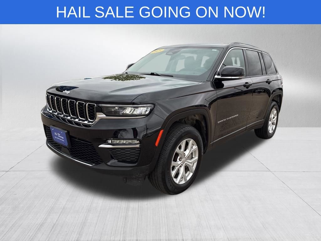 Used 2023 Jeep Grand Cherokee Limited AWD/4WD image 4