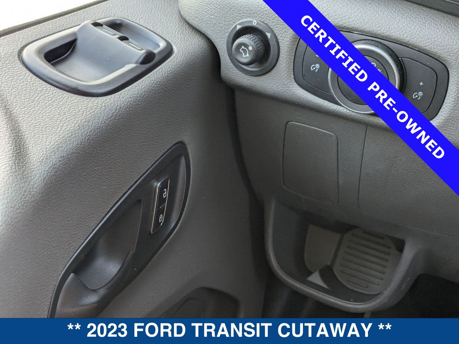 Certified 2023 Ford Transit 350 DRW RWD image 21