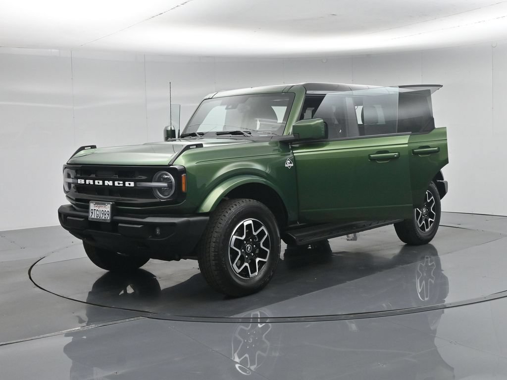 Certified 2025 Ford Bronco Outer Banks AWD/4WD image 33