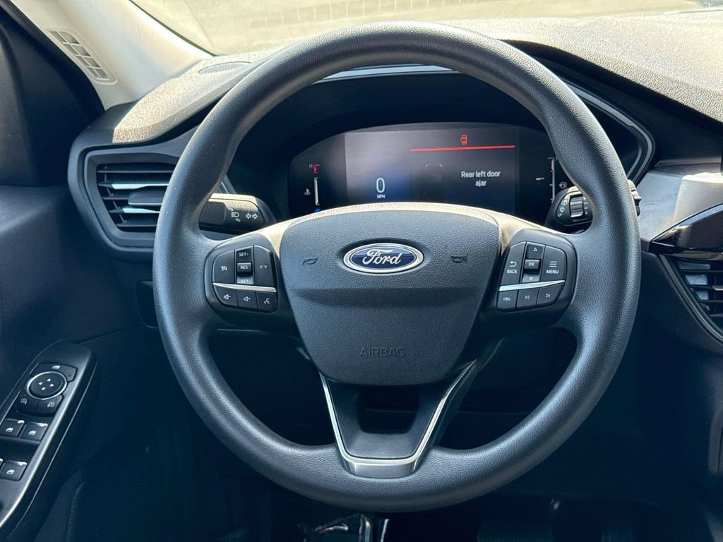 Certified 2025 Ford Escape Active FWD image 16
